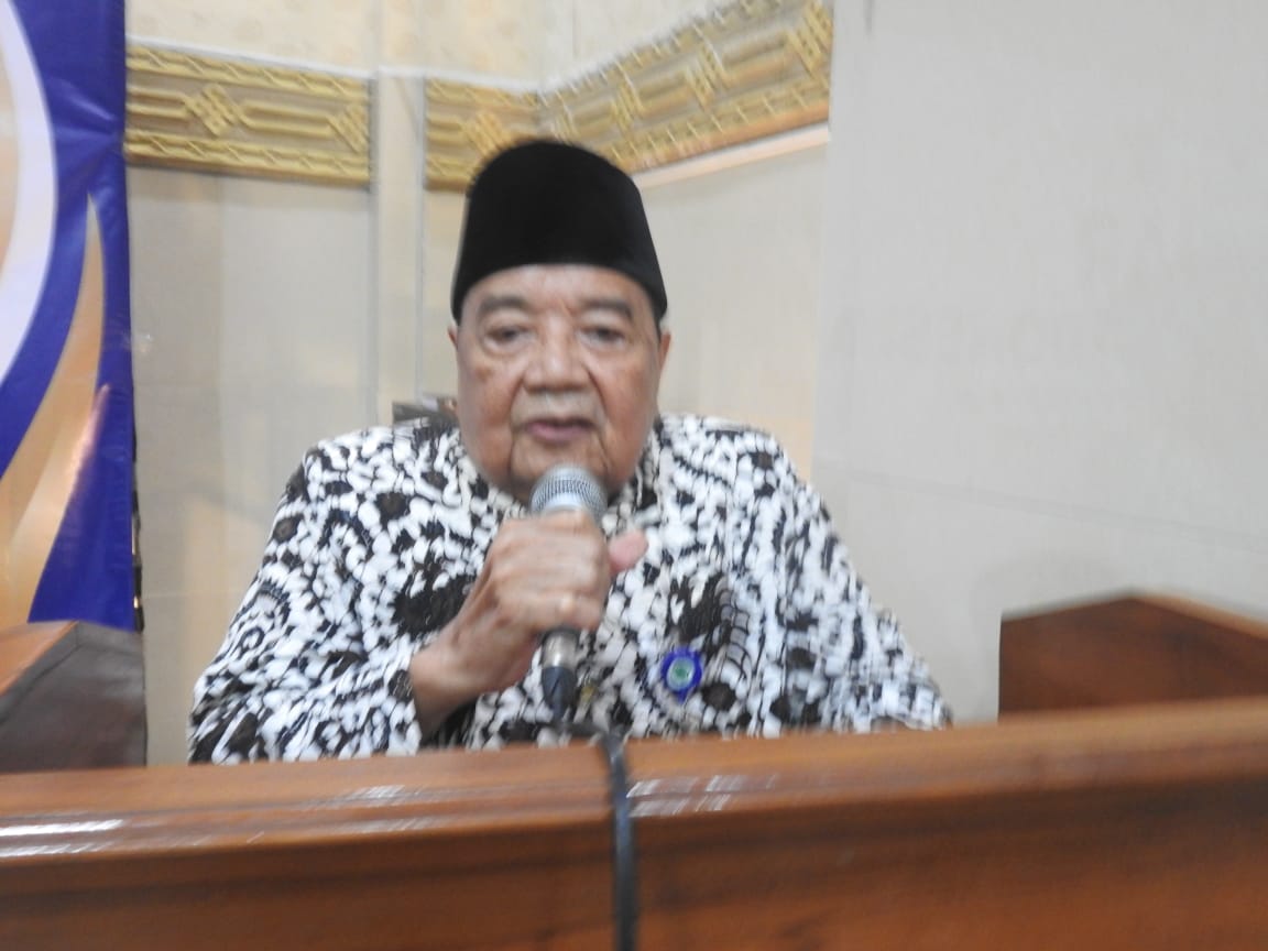 KH. Hartoyo :Ulama Miliki Peran Penting Dalam Berdakwah Berbasis Islam Wasathiyah di Media Sosial