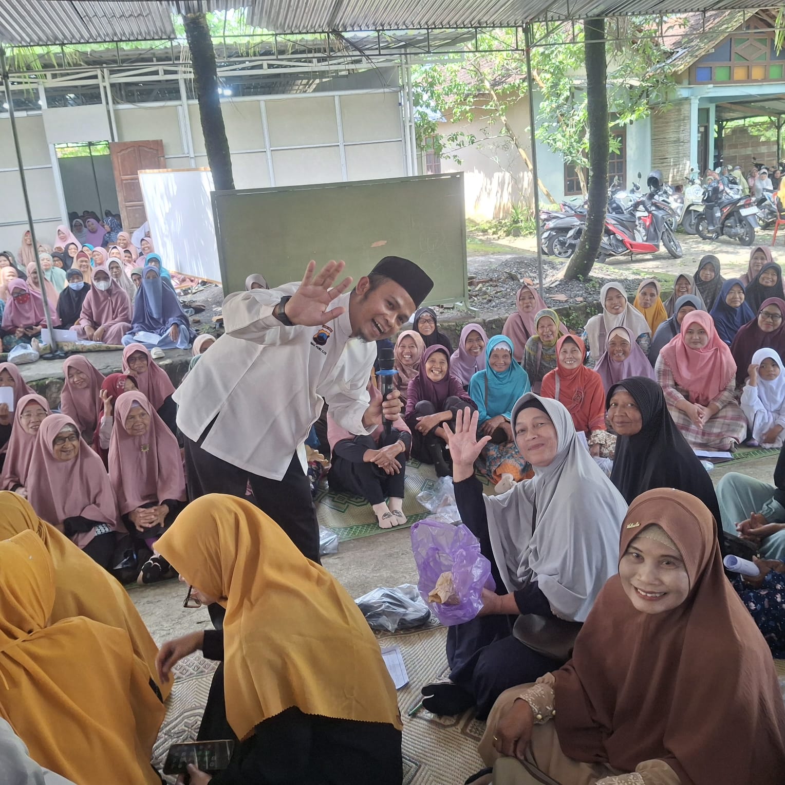 Safari Ramadan 1447 H, PCA Bayat Sapa Jamaah Aisyiyah dan kaum dhuafa serta anak yatim diWilayah Kecamatan Bayat