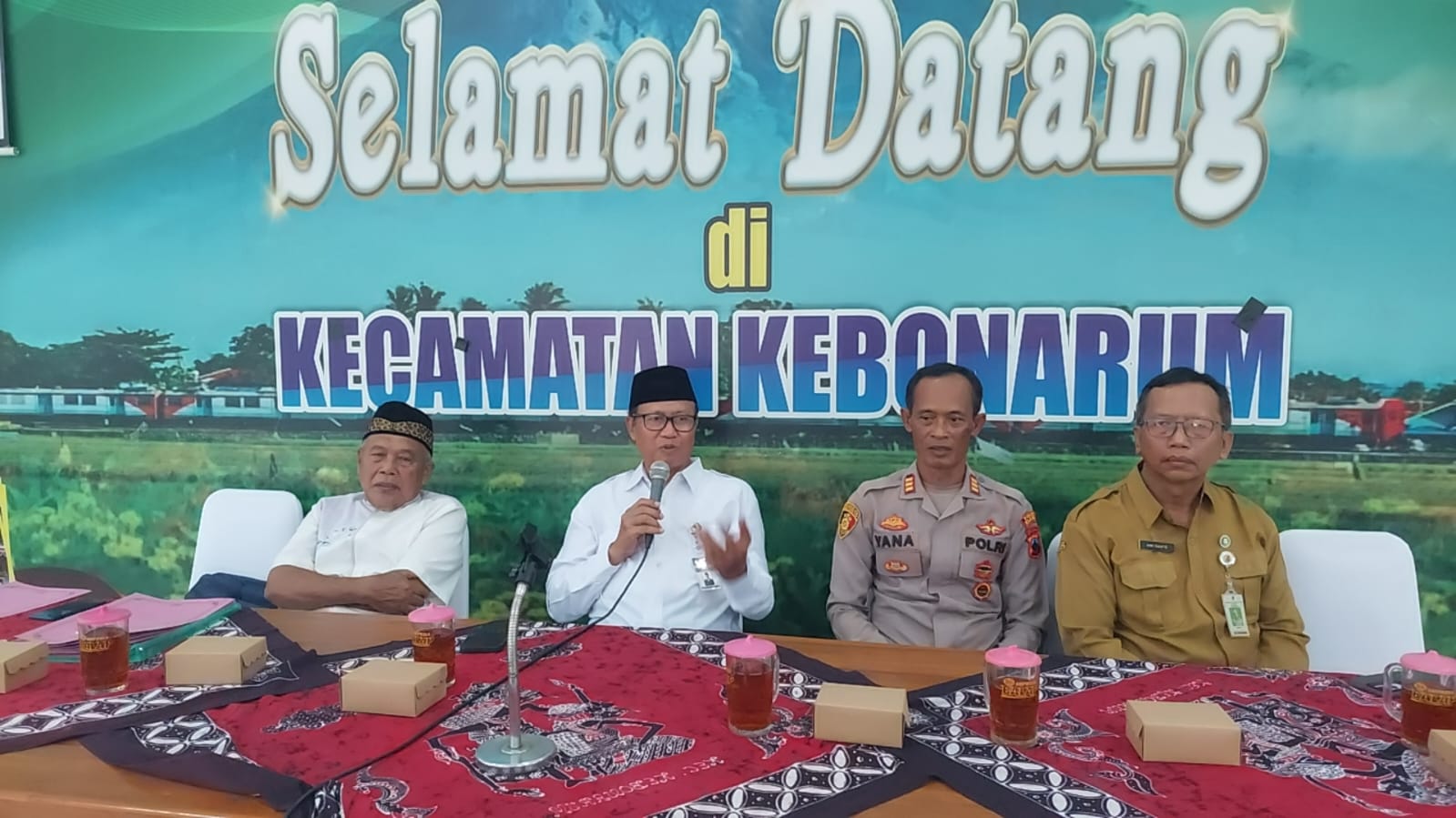 Syamsuddin Asyrofi :Halal bi Halal Momen Penting Bangun PeradabanWujudkan Harmoni Sosial