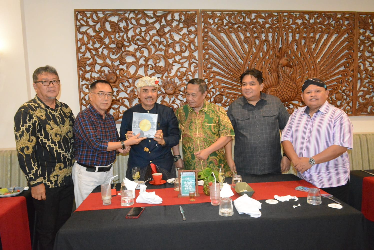 Cerita di Balik Candi Plaosan: Cinta yang Indah dari Dua Hal yang Berbeda